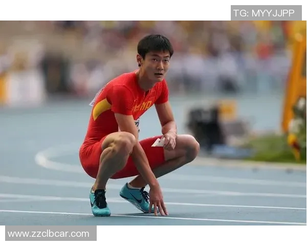 全球足球场十大传奇球星盘点及其辉煌成就分析 全球足球场十大传奇球星盘点及其辉煌成就分析