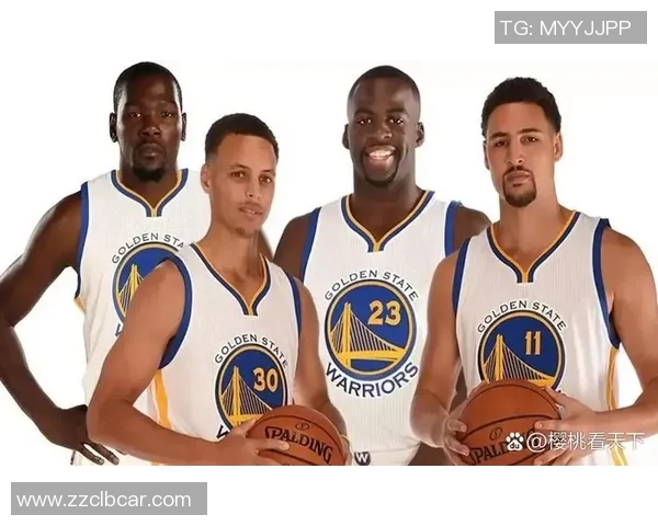 全球足球中锋球星排名前十强盘点 力压群雄的顶级射手之选