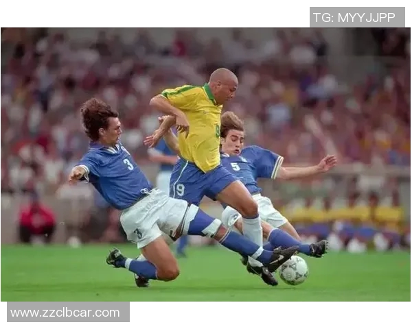 当辉煌落幕时细数那些足球巨星生涯终结背后的无声告别 当辉煌落幕时细数那些足球巨星生涯终结背后的无声告别